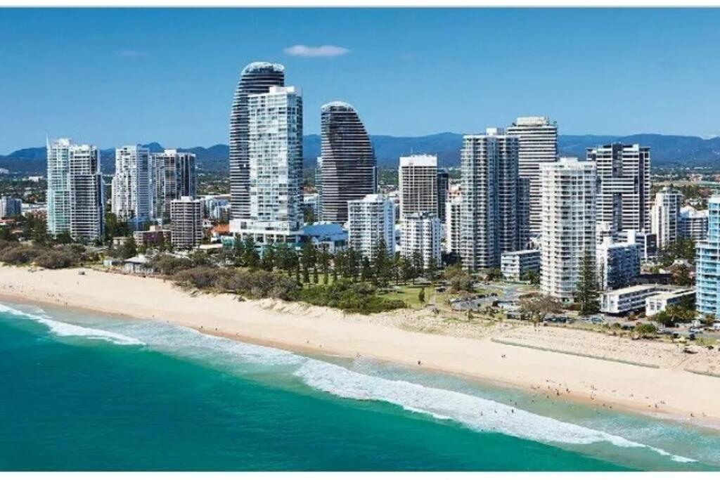 Broadbeach Victoria Square 골드코스트 외부 사진